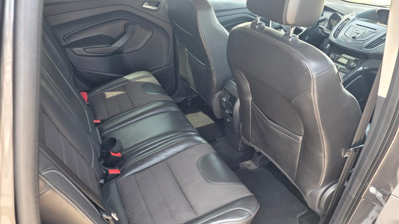 Ford Kuga 2.0 TDCI 120 CV S&S 2WD Titanium