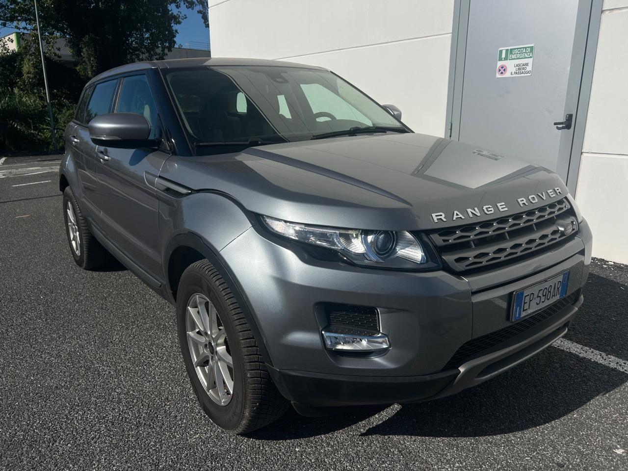 Land Rover Range Evoque 2.2 TD4 5p. Pure