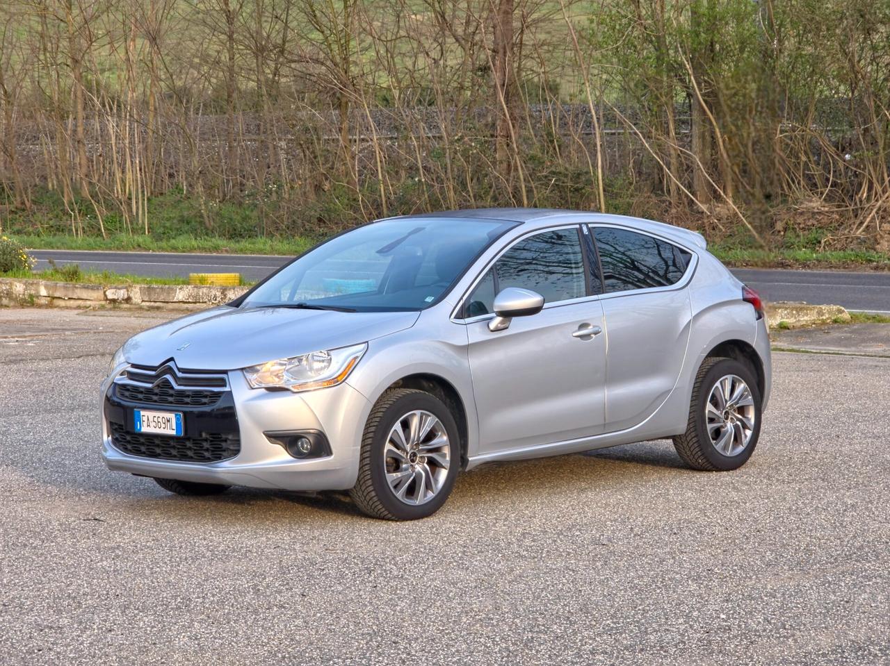 Ds DS4 4 BlueHDi 120 S&S EAT6 Chic 2015-E6 Automatico NEO