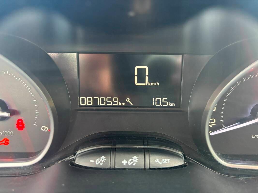 Peugeot 208 1.5 bluehdi Allure s&s 100cv 5p 5m