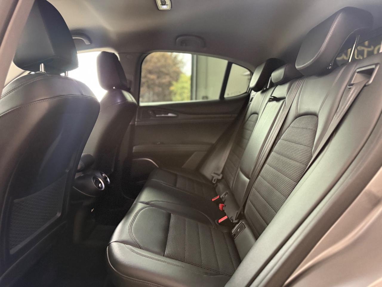 Alfa Romeo Stelvio 2.2 210 CV AT8 Q4 Executive