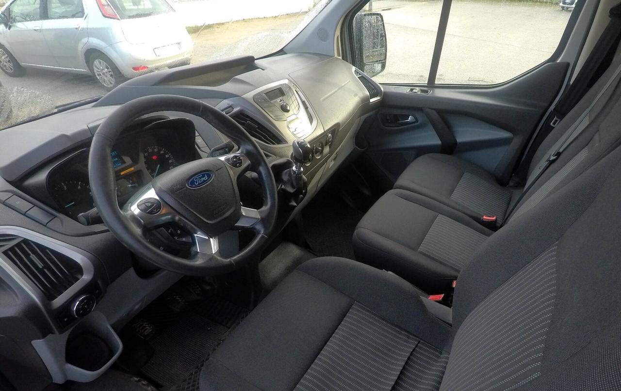 Ford Tourneo Custom 2.2 TDCi 125CV- 9 POSTI