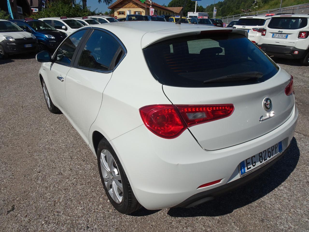 Alfa Romeo Giulietta 1.6 JTDm-2 105 CV Distinctive