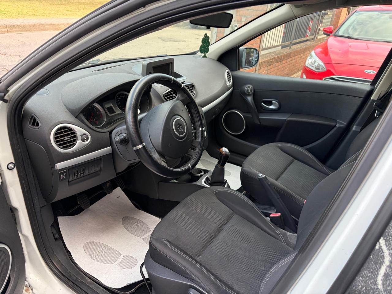 Renault Clio 1.2 16V 5 porte GPL Dynamique