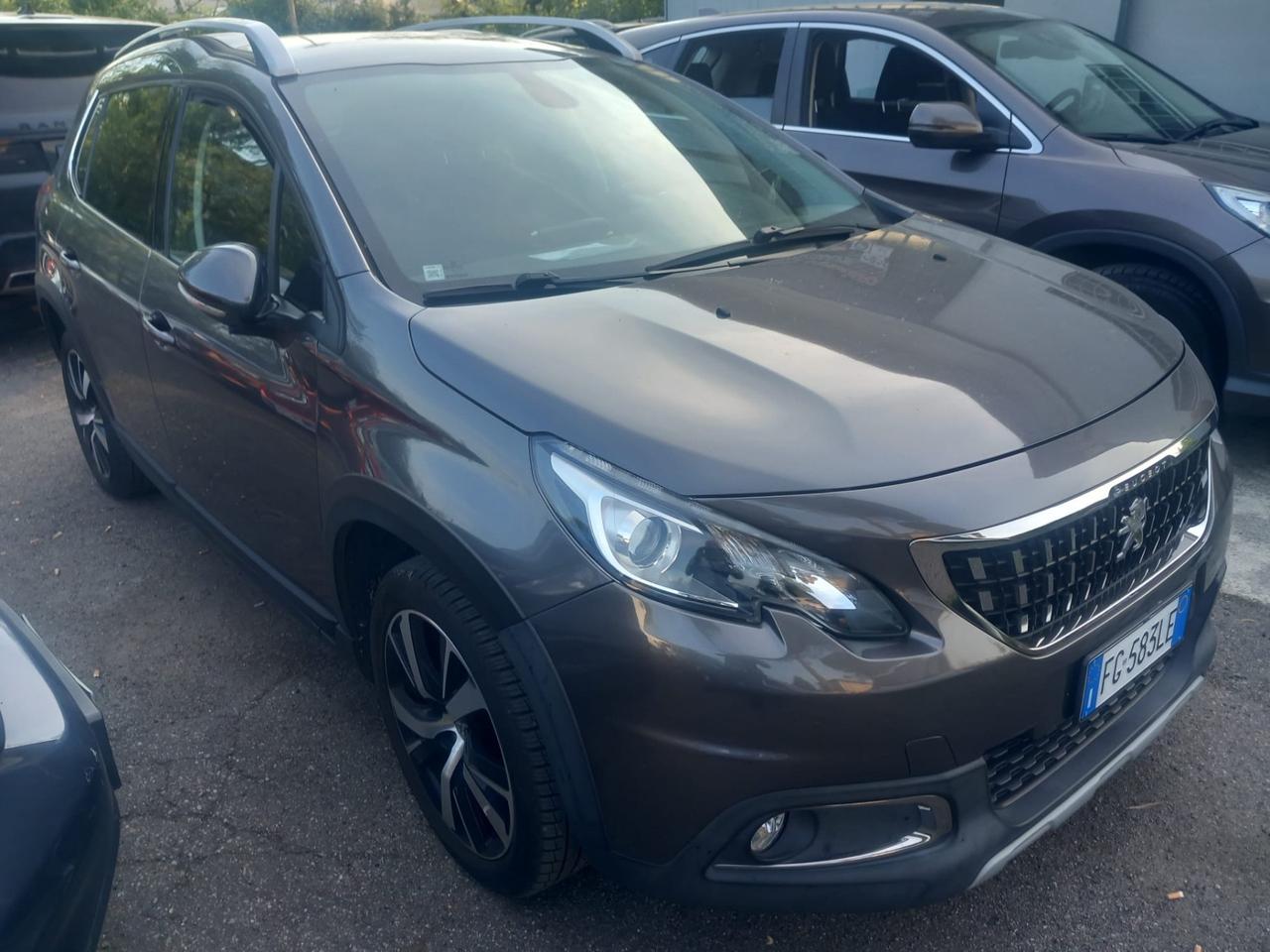 Peugeot 2008 BlueHDi 100 Allure