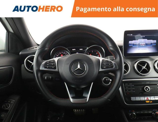 MERCEDES-BENZ GLA 180 d Automatic Premium