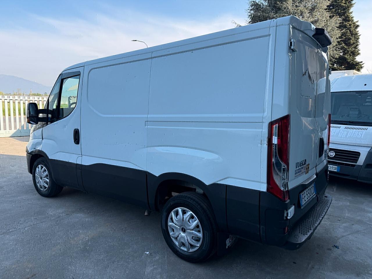 Iveco Daily 35S15/2.3/L1H1/2016