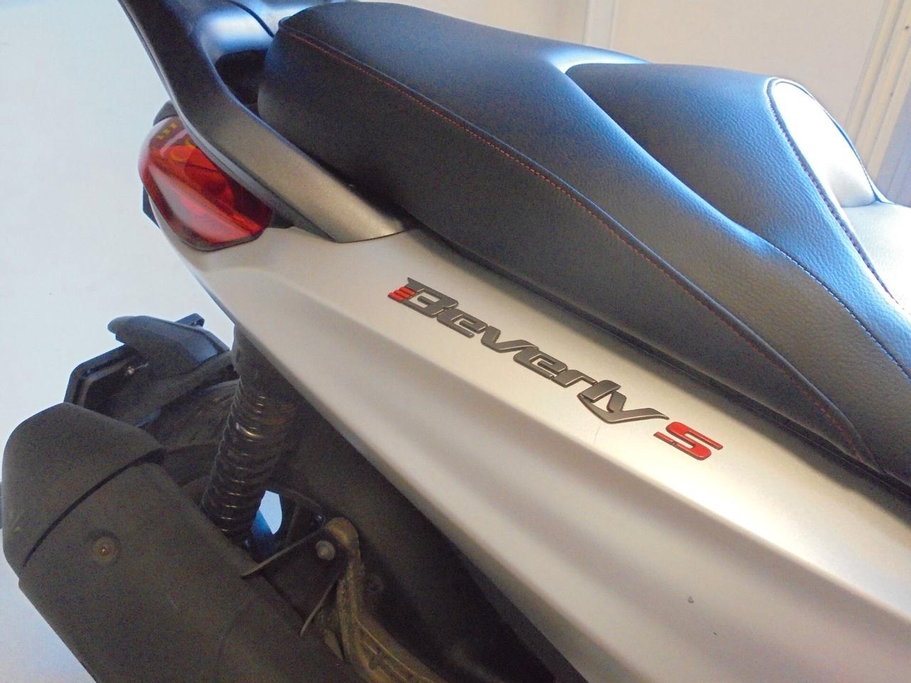 Piaggio Beverly 300 i.e. S ABS