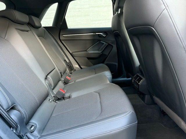 AUDI Q3 40 TFSI quattro S tronic S line edition