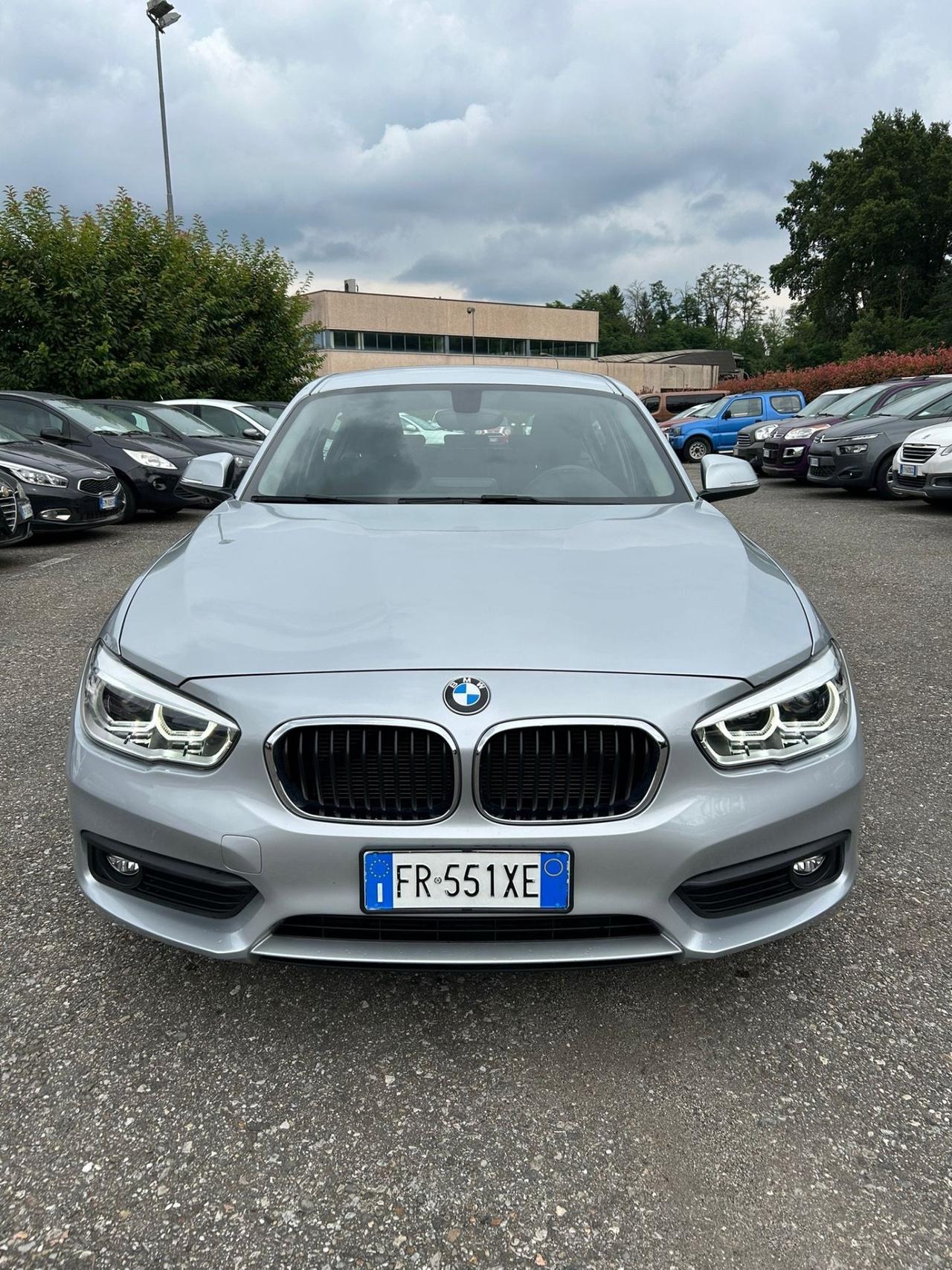 Bmw 116 5p. *AUTOMATICA*CERCHI*IMPECCABILE*NAVI*