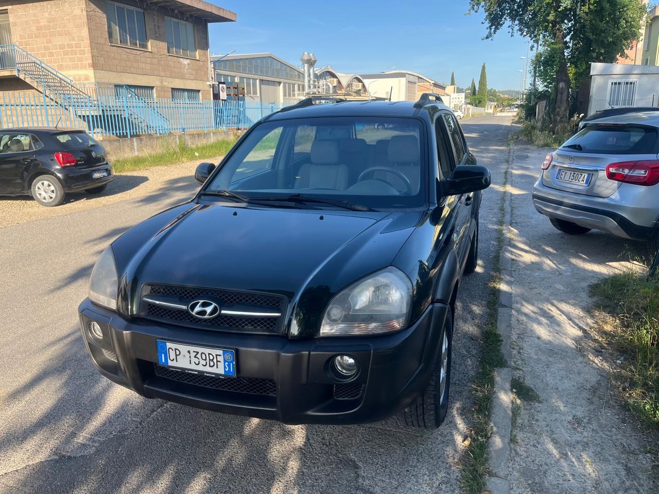 Hyundai Tucson 2.0 CRDi TD Dynamic AUTOMATICO 4X4 SOLI 90.000 KM