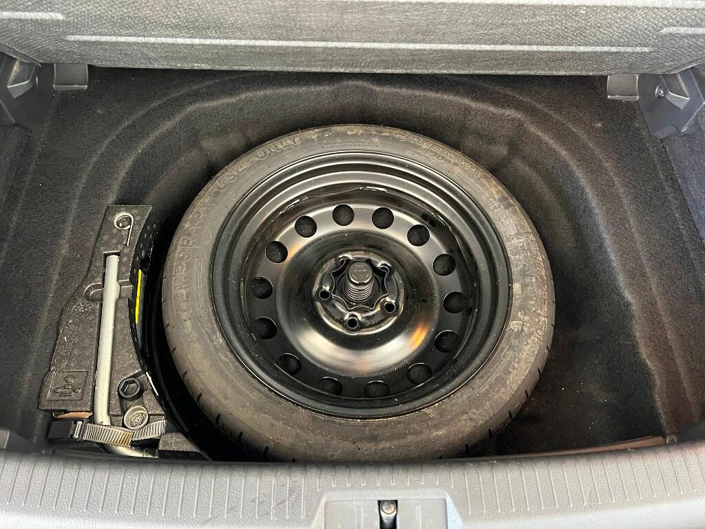 Volkswagen Golf VII 1.6 TDI BlueMotion Highline