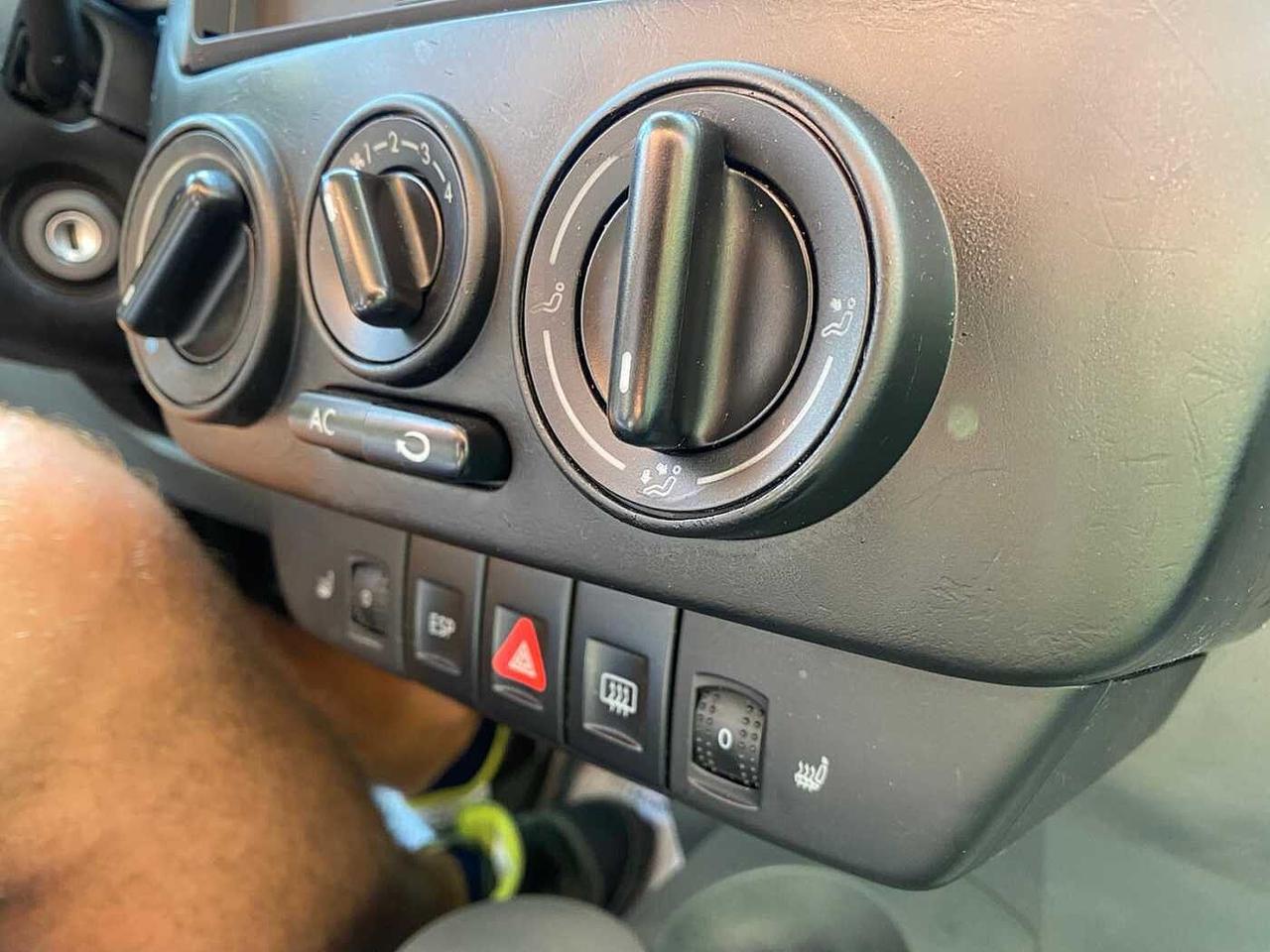 Volkswagen New Beetle 1.6 GPL