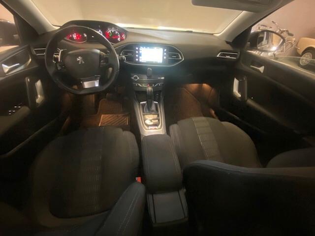 Peugeot 308 BlueHDi 120 S&S EAT6 Allure