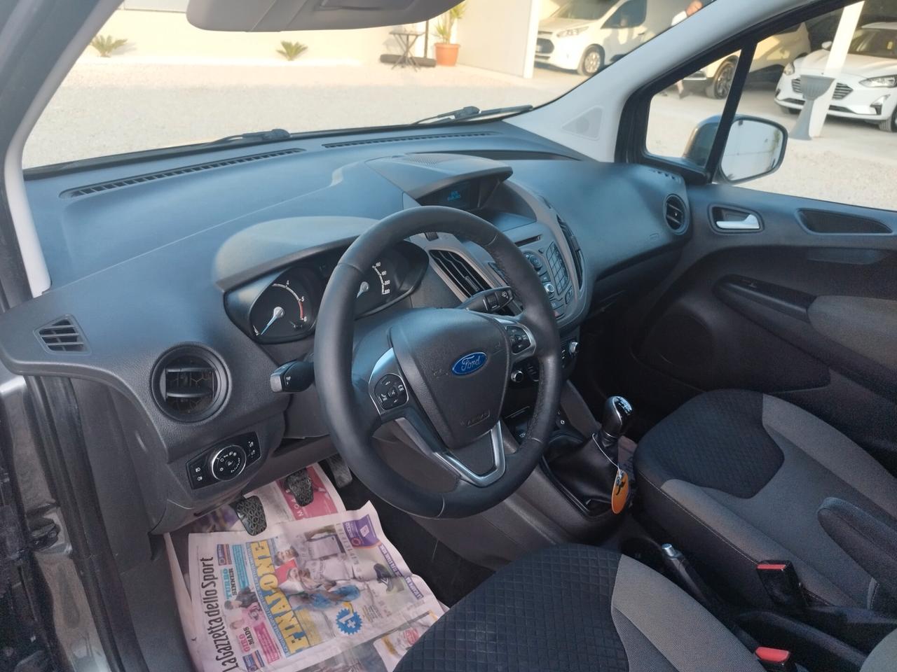 Ford Tourneo Courier Tourneo Courier 1.5 TDCI 95 CV Titanium