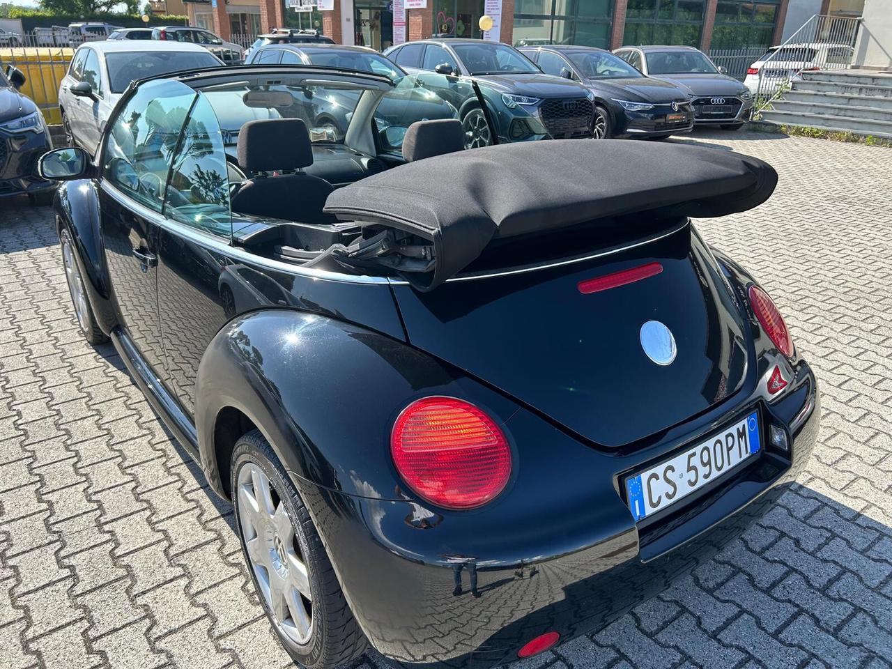 Volkswagen New Beetle 1.6 Cabrio