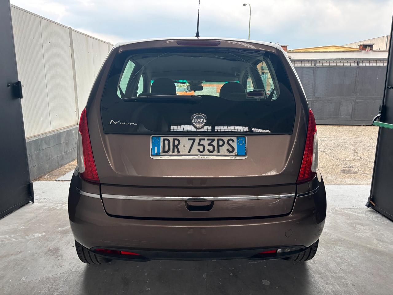 Lancia MUSA 1.4 16V Oro Plus