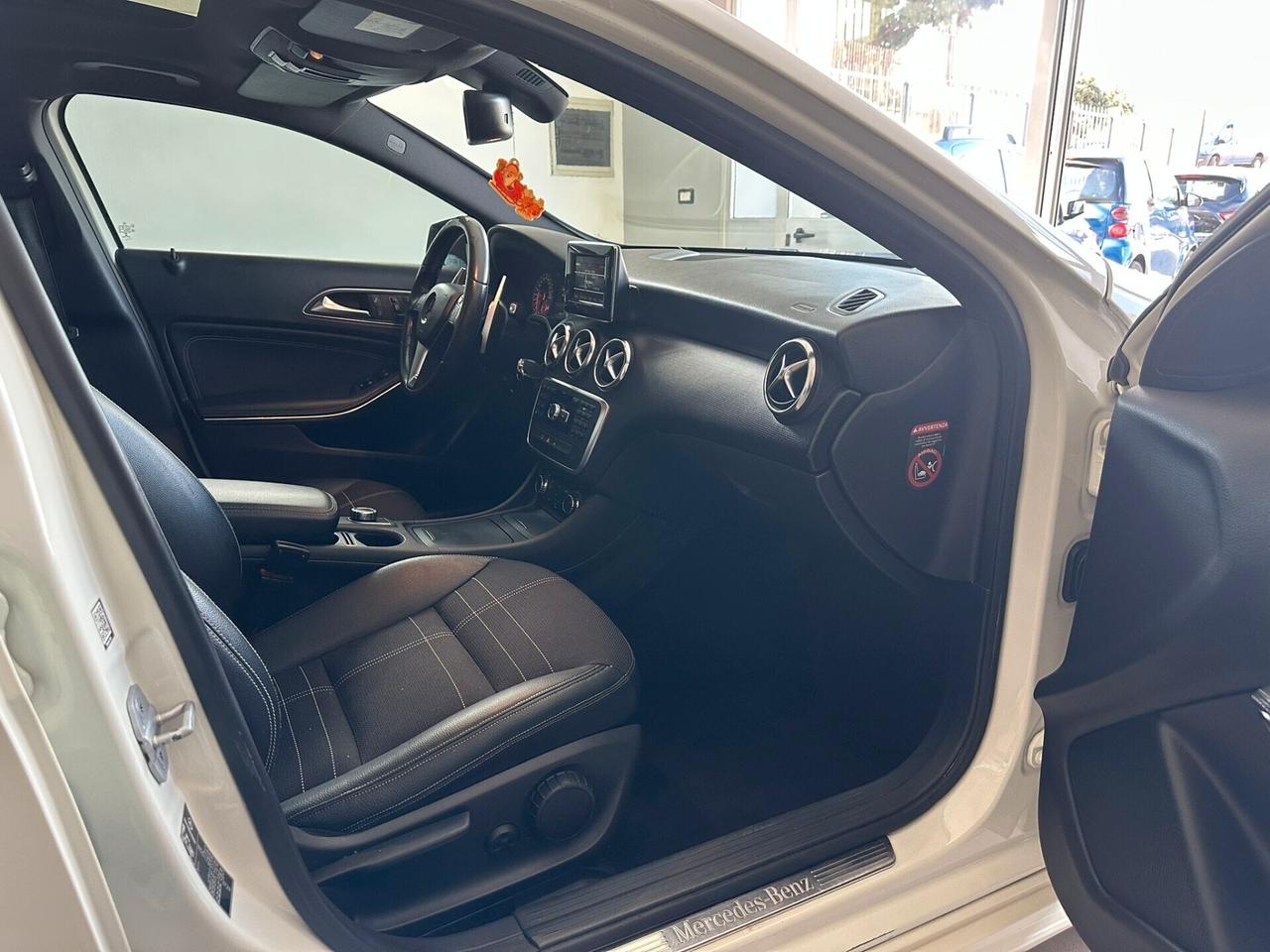 Mercedes-benz Classe A 180 CDI 109cv TETTO APRIBILE FULL LED