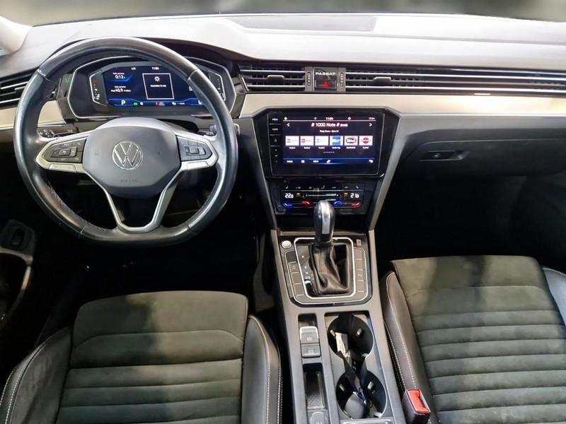 VOLKSWAGEN PASSAT VARIANT 2.0 TDI SCR EVO 110 KW EXECUTIVE DSG STATION WAGON