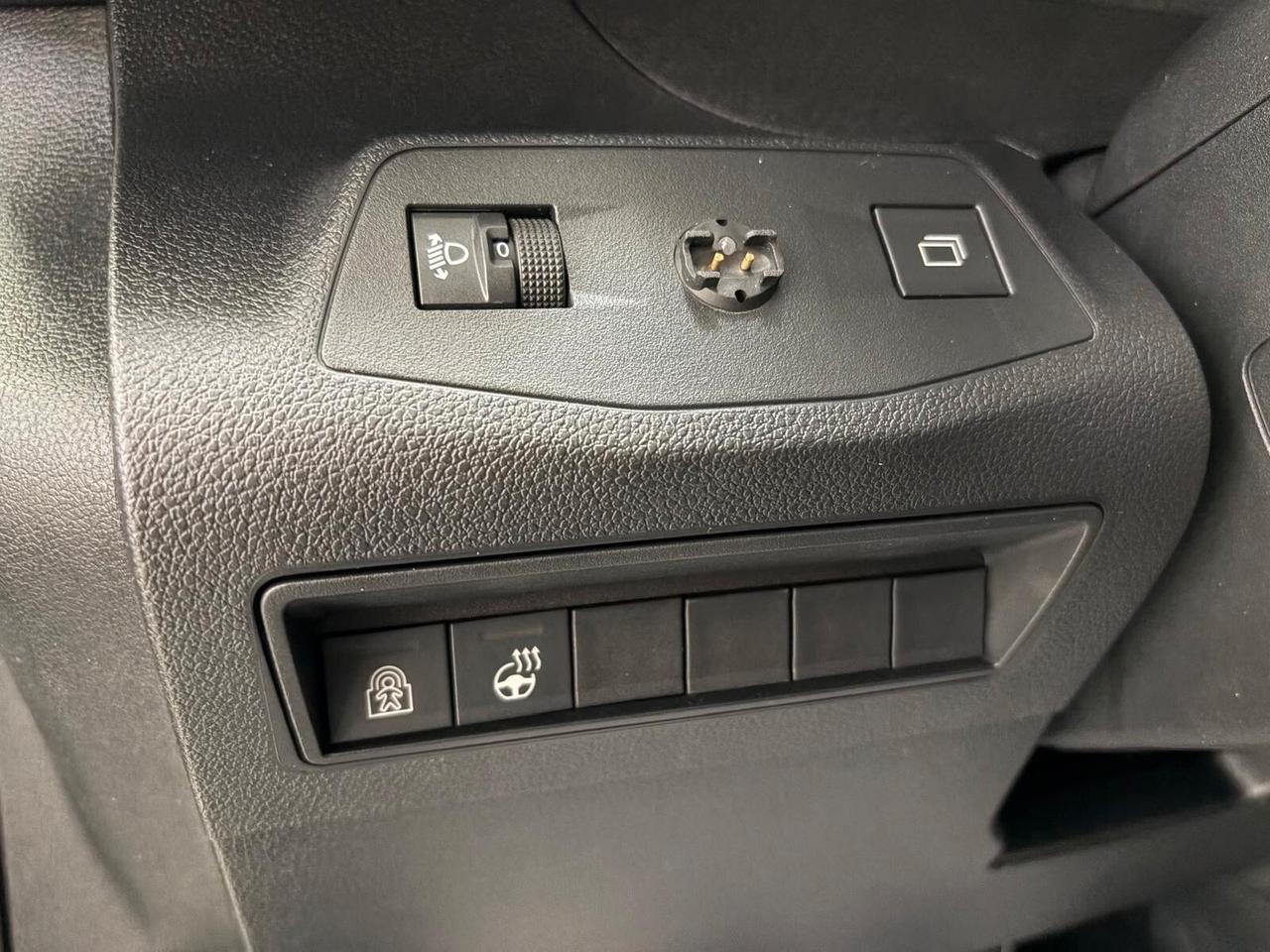 Peugeot Rifter 1.5 bluehdi Allure 100CV AUTOCARRO 5POSTI