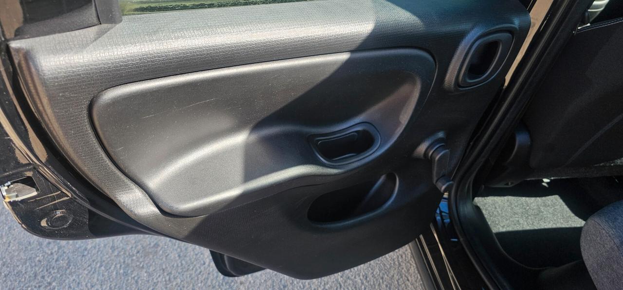 Fiat Panda 1.0 FireFly S&S Hybrid City Cross