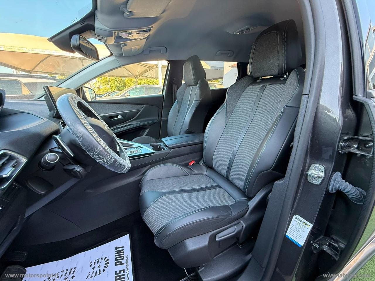 PEUGEOT 5008 BlueHDi 130 S&S EAT8 Allure Pack
