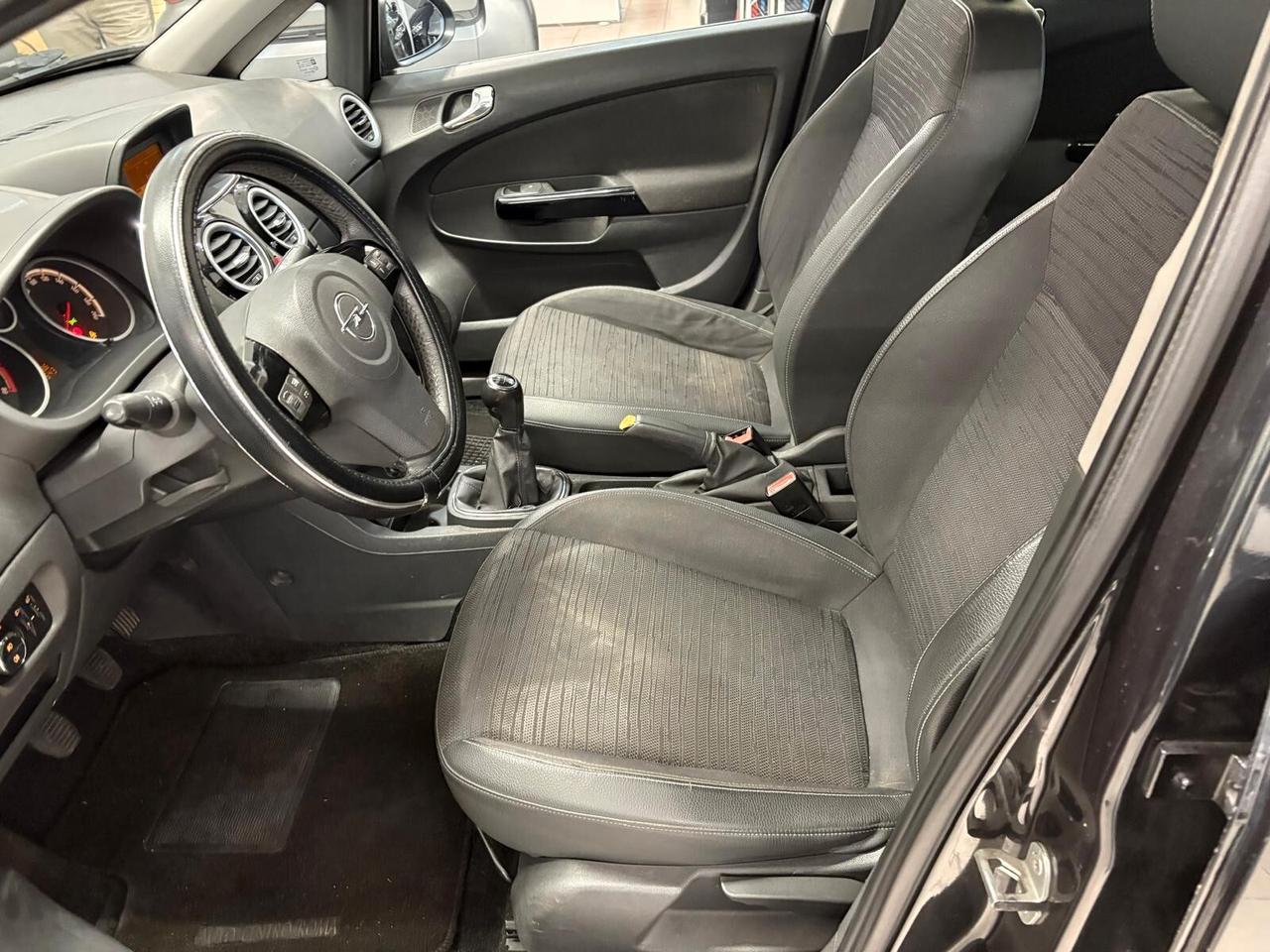 Opel Corsa 1.2 85CV 5 porte GPL-TECH Edition