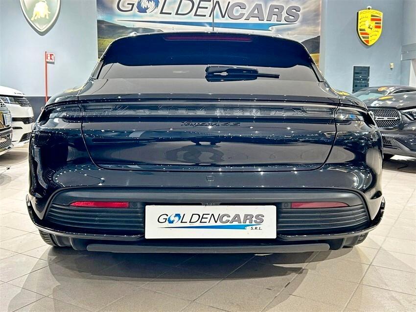 Porsche Taycan 4S Cross Turismo