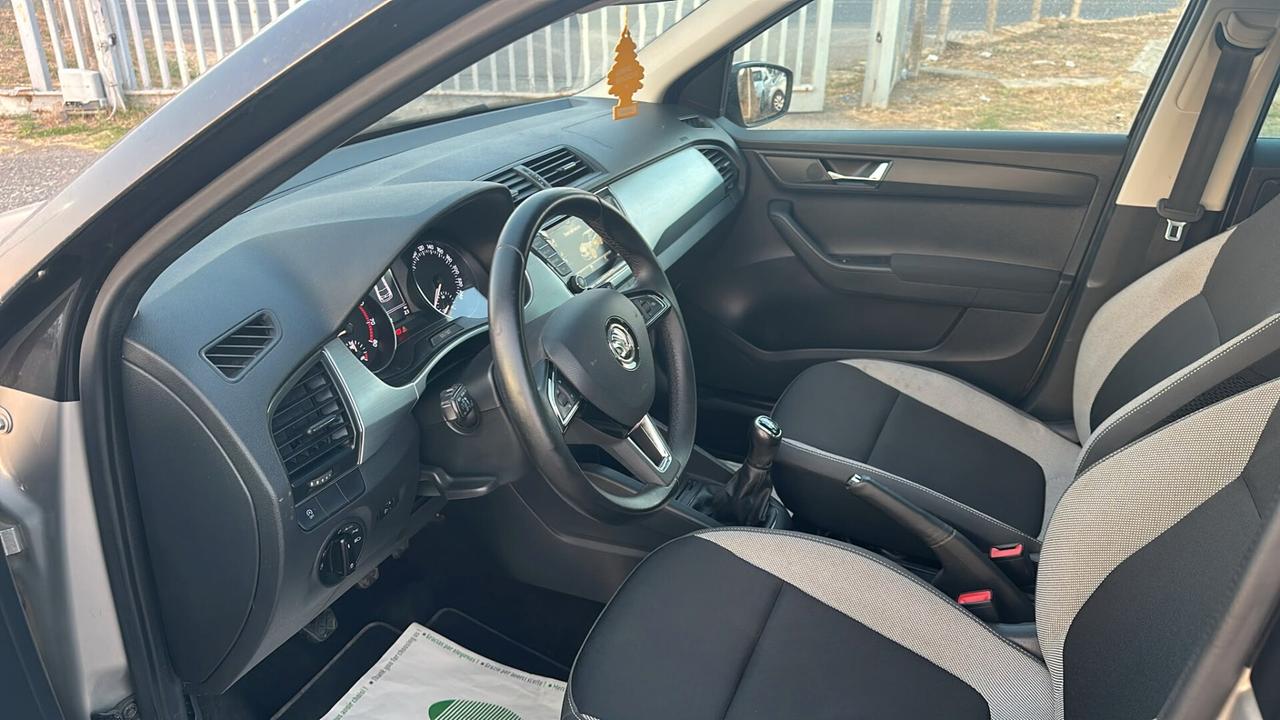 Skoda Fabia 1.0 MPI 60 CV Design Edition