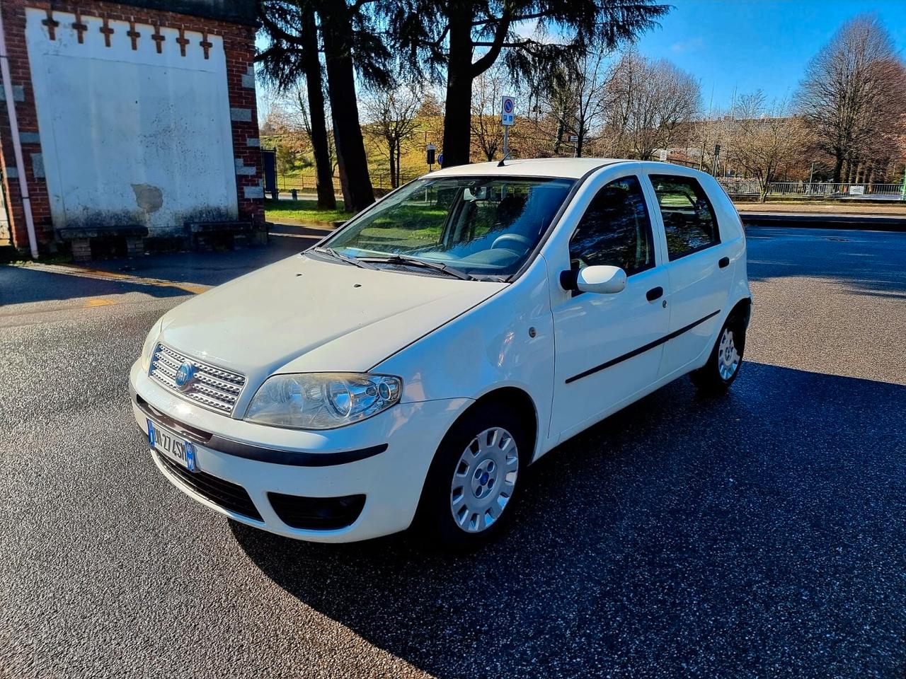Fiat Punto Classic 1.3 MJT 16V 5 porte ADATTA A NEOPATENTATI