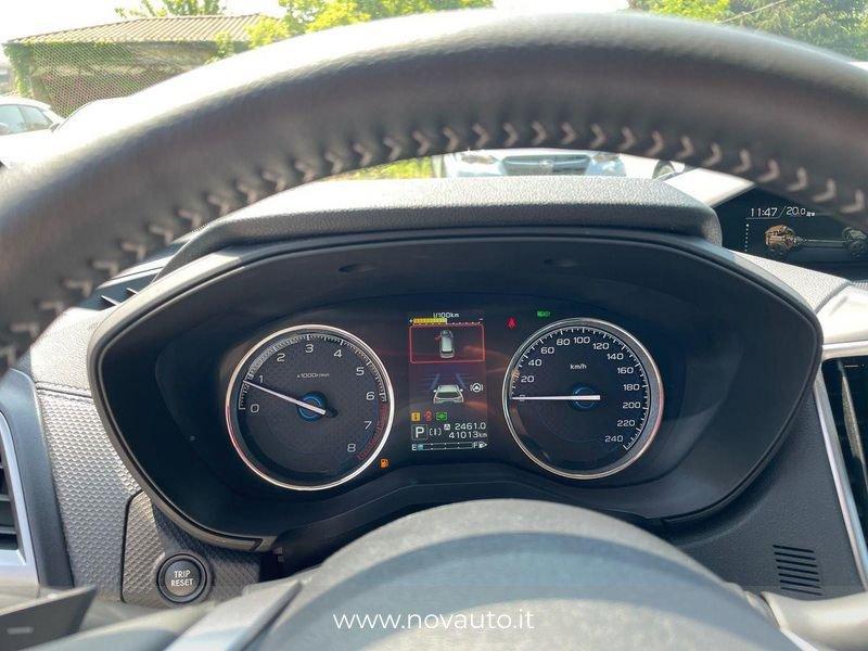 Subaru Forester 2.0 e-Boxer Premium auto