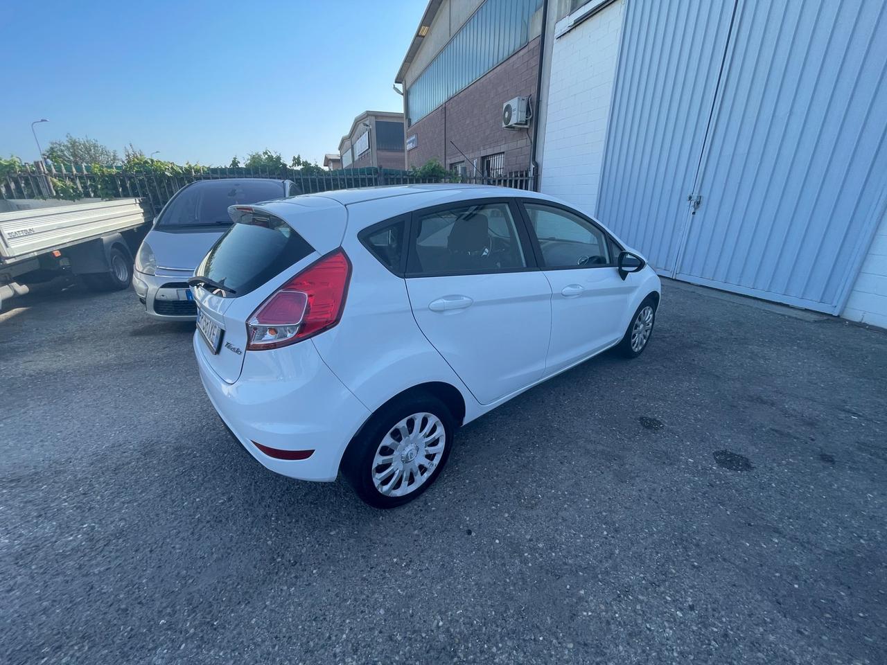 Ford Fiesta 1.4 5 porte Bz.- GPL