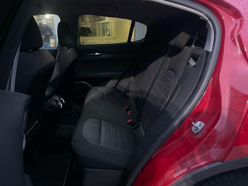 Alfa Romeo Stelvio 2.2 t Sport Tech rwd 160cv auto