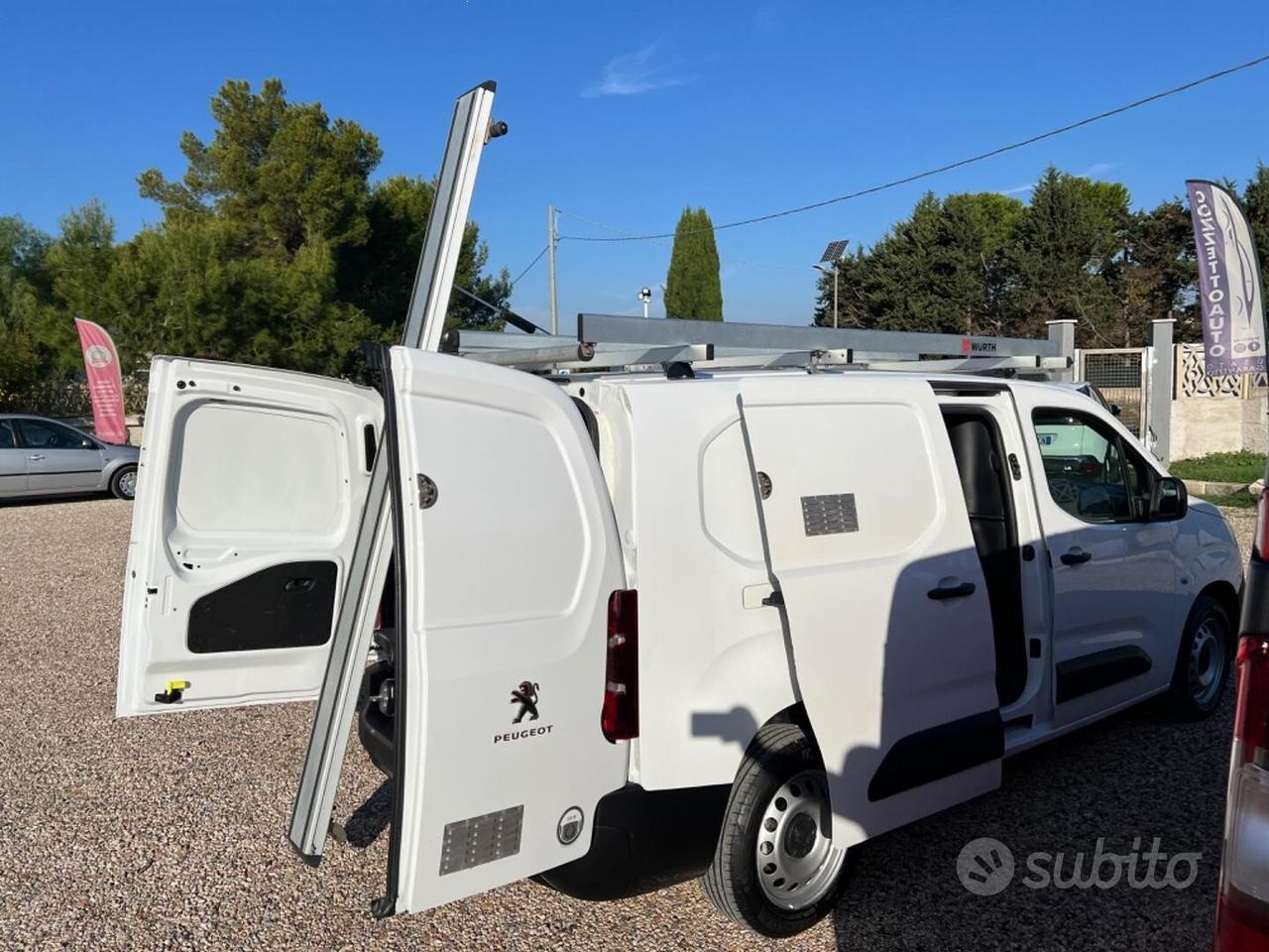 Peugeot Partner Maxi 2019 allestito 3 posti