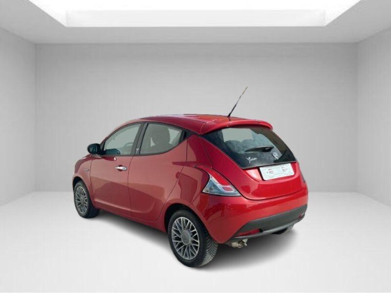 Lancia Ypsilon 1.2 69 CV 5 porte S&S Silver