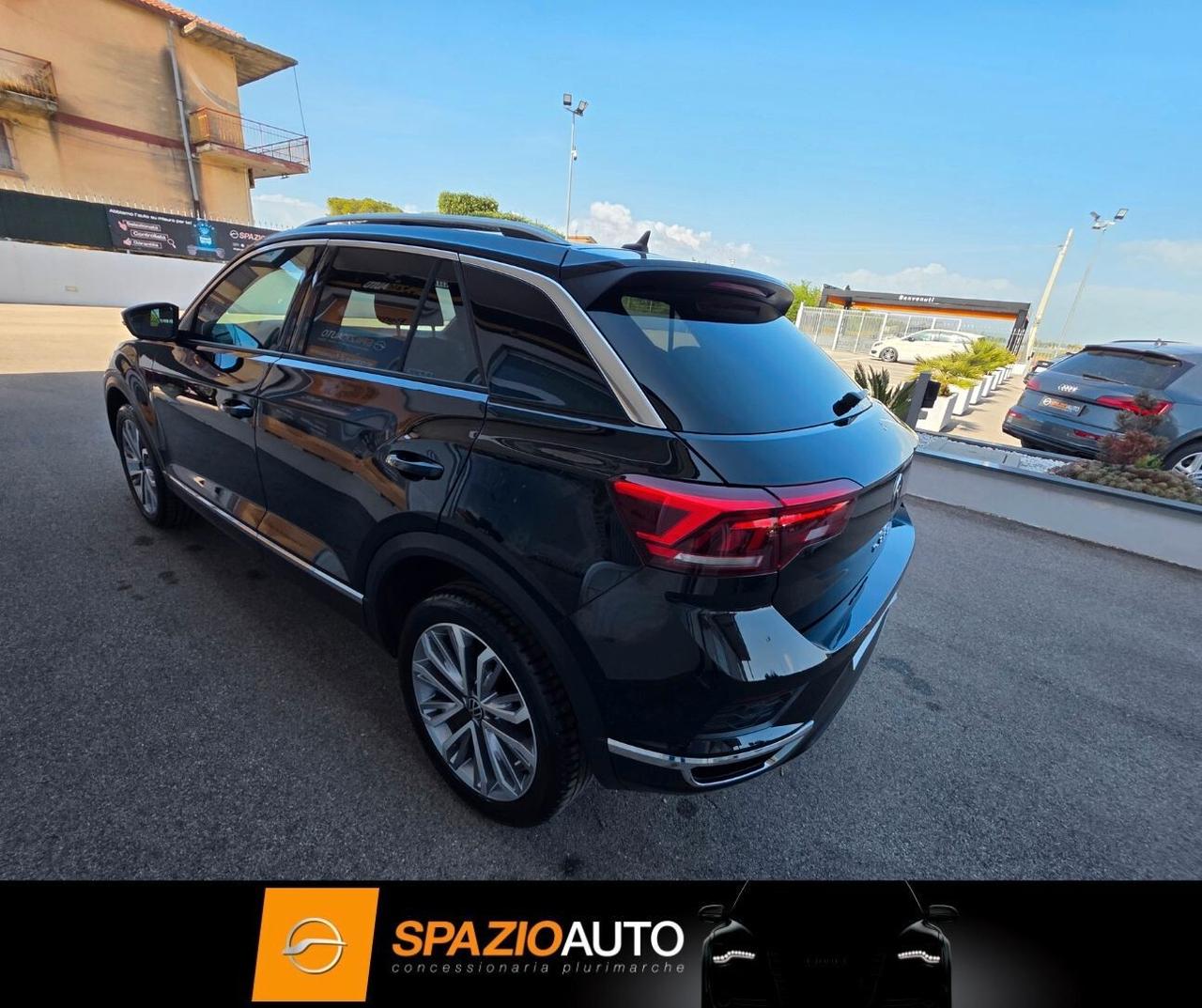 Volkswagen T-Roc 1.5 TSI 150cv ACT DSG *R-LINE* IPER FULL