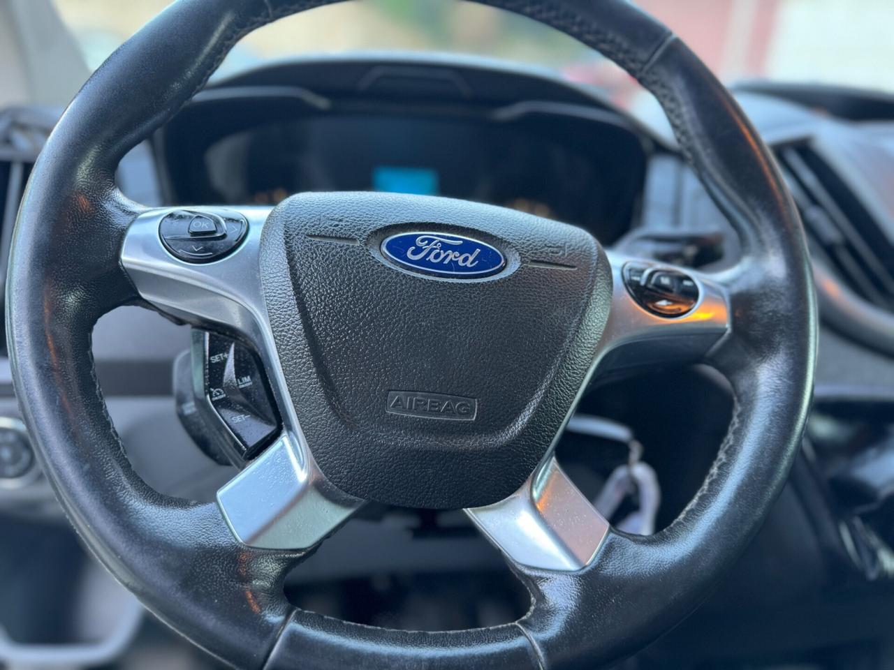 Ford Transit 2.0 TDCI 130cv 2018 tetto alto passo medio
