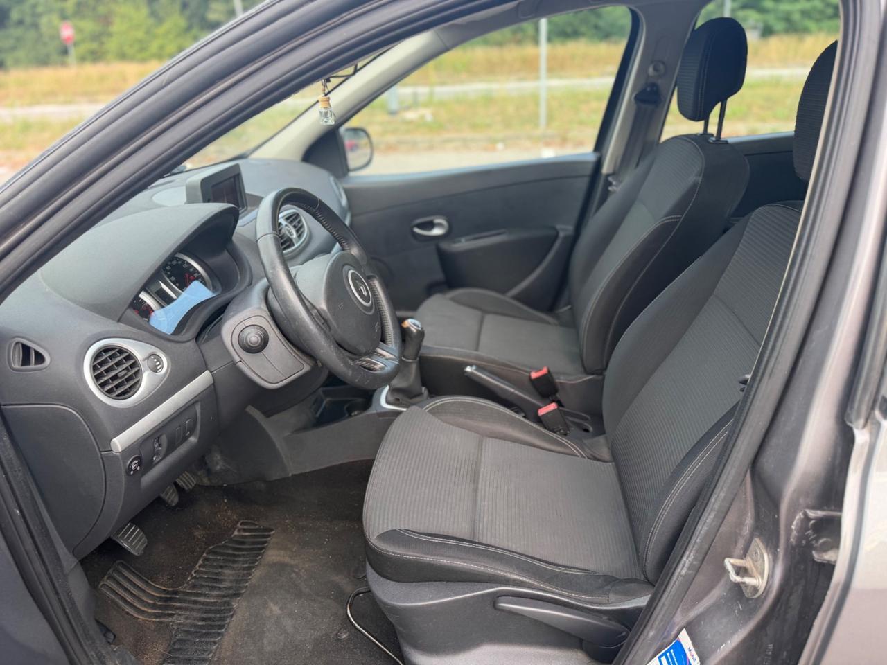 Renault Clio 1.2 16V 5 porte*Neopatentati*