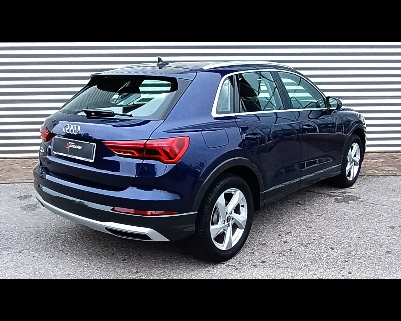 AUDI Q3 35 TFSI S-TRONIC BUSINESS ADVANCED