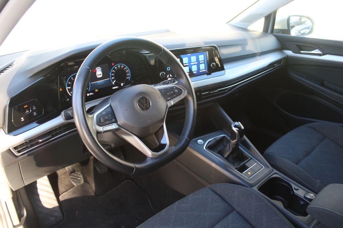 VOLKSWAGEN - Golf - 1.0 TSI EVO Life