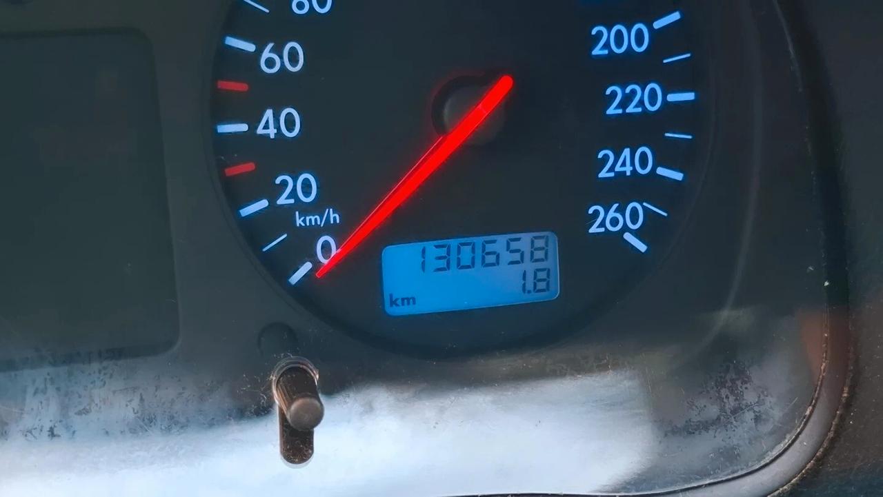 Volkswagen Golf 1.6 cat 5 porte Comfortline