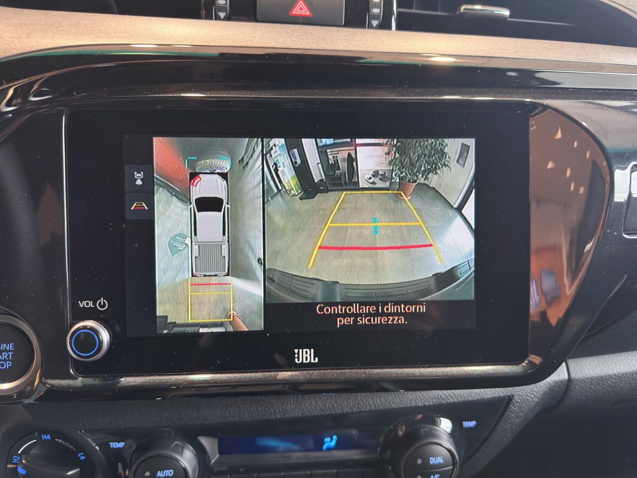 Toyota Hilux 2.8 d-4d 48V double cab Invincible