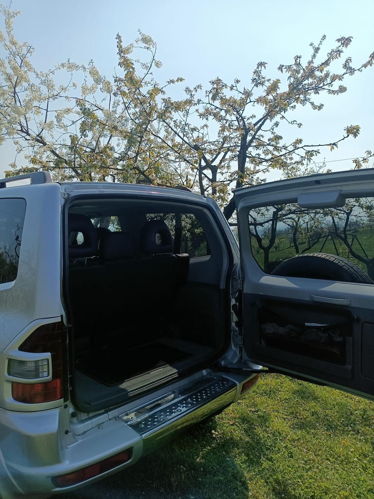 Mitsubishi Pajero 3.2 16V DI-D 3p. GLX