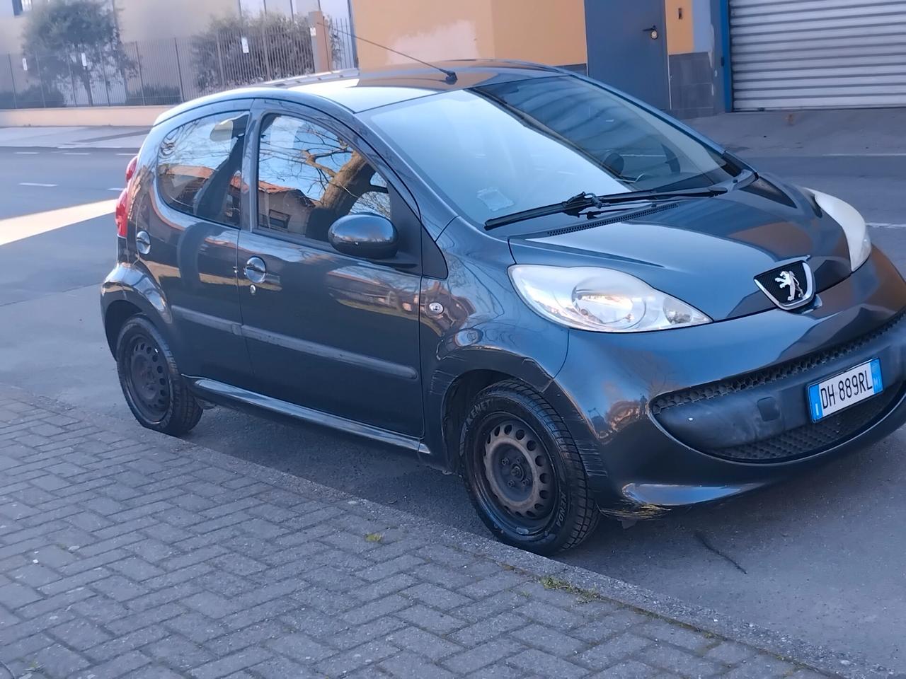 Peugeot 107 1.0 68CV 5p. Plaisir 2Tronic IDEALE PER NEO PATENTATI A SOLI 2.999 EURO