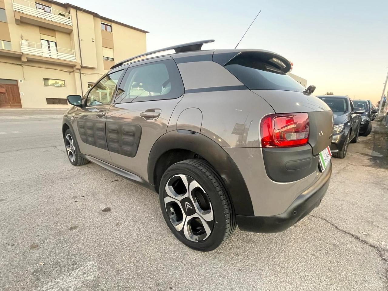 Citroen C4 Cactus BlueHDi 100 S&S ETG6 Shine