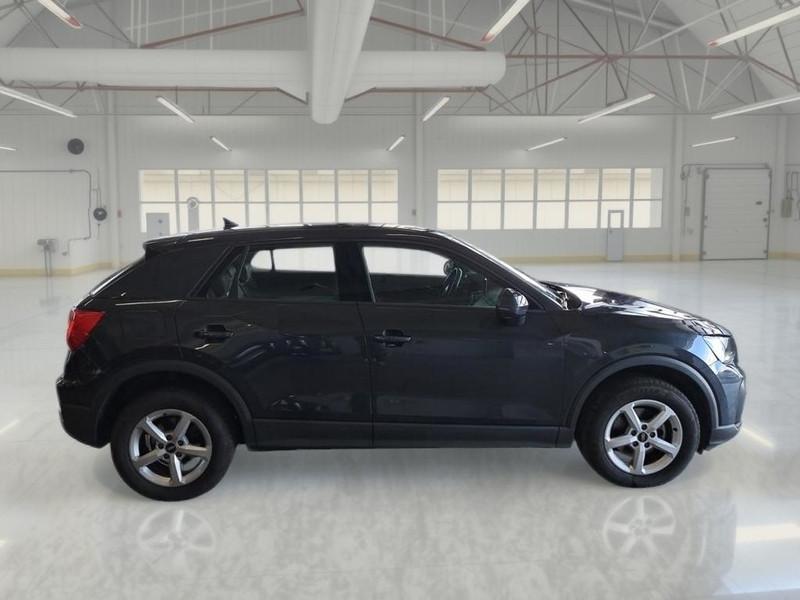 AUDI Q2 2.0 30 TDI BUSINESS S TRONIC SUV