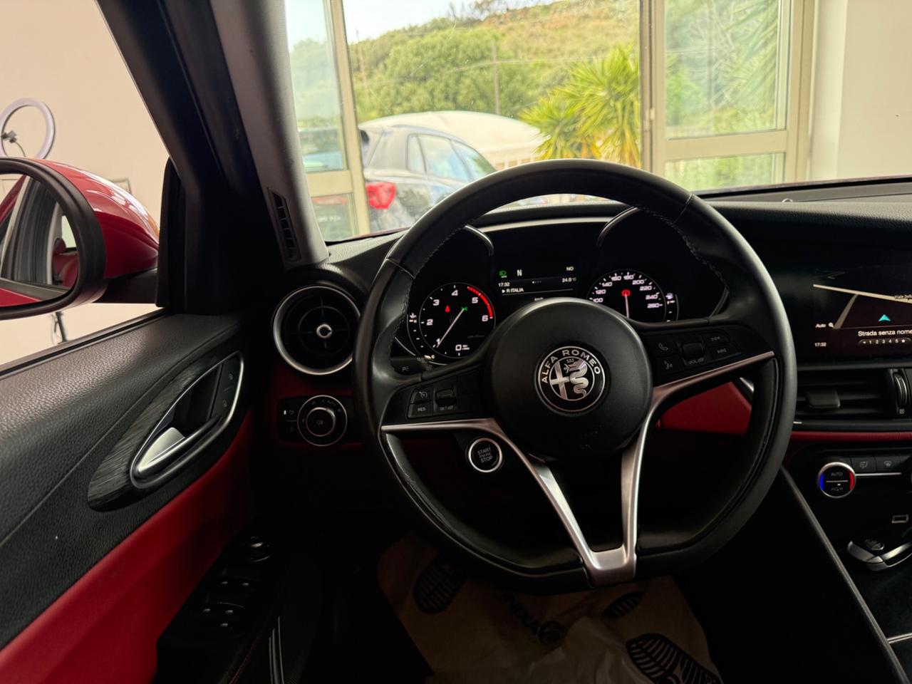 Alfa Romeo Giulia 2.2TurboD150cv ROSSO FERRARI+CARTIER2019