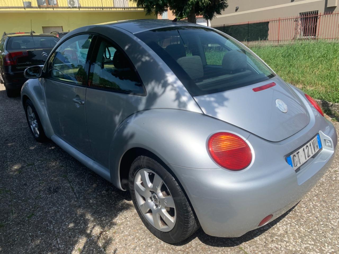 Volkswagen New Beetle 1.6 NEOPATENTATI