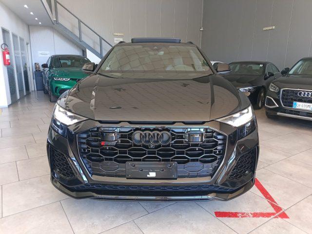 AUDI RS Q8 TFSI V8 quattro tiptronic CARBOCERAMIC/AKRAPOVIC