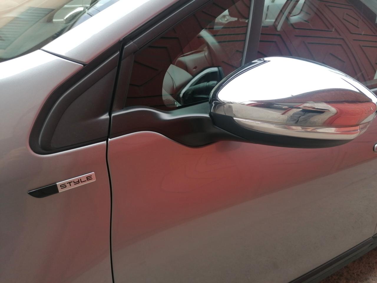 Peugeot 2008 BlueHDi 100 Allure